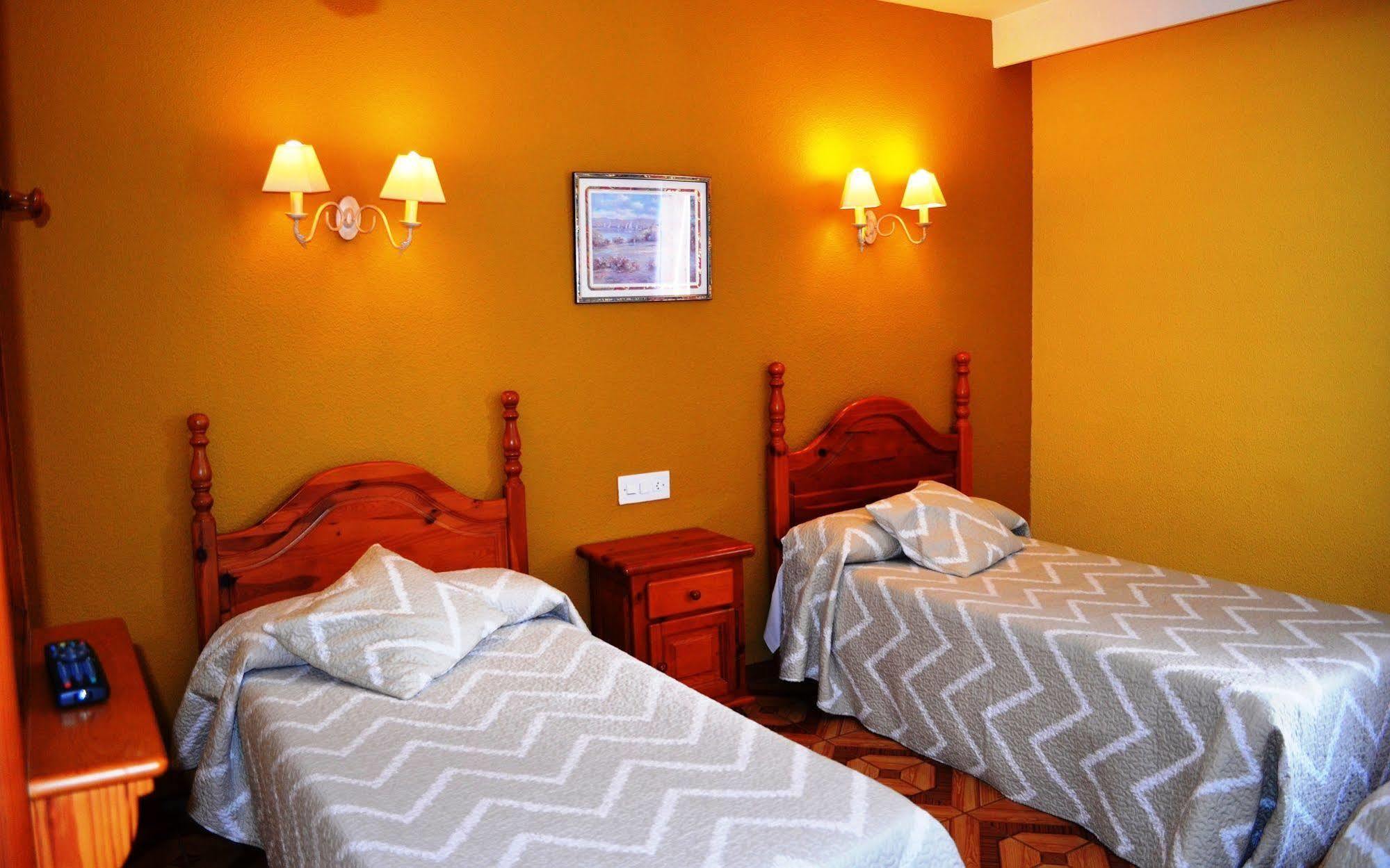 Hotel Suiza Bronchales Dış mekan fotoğraf