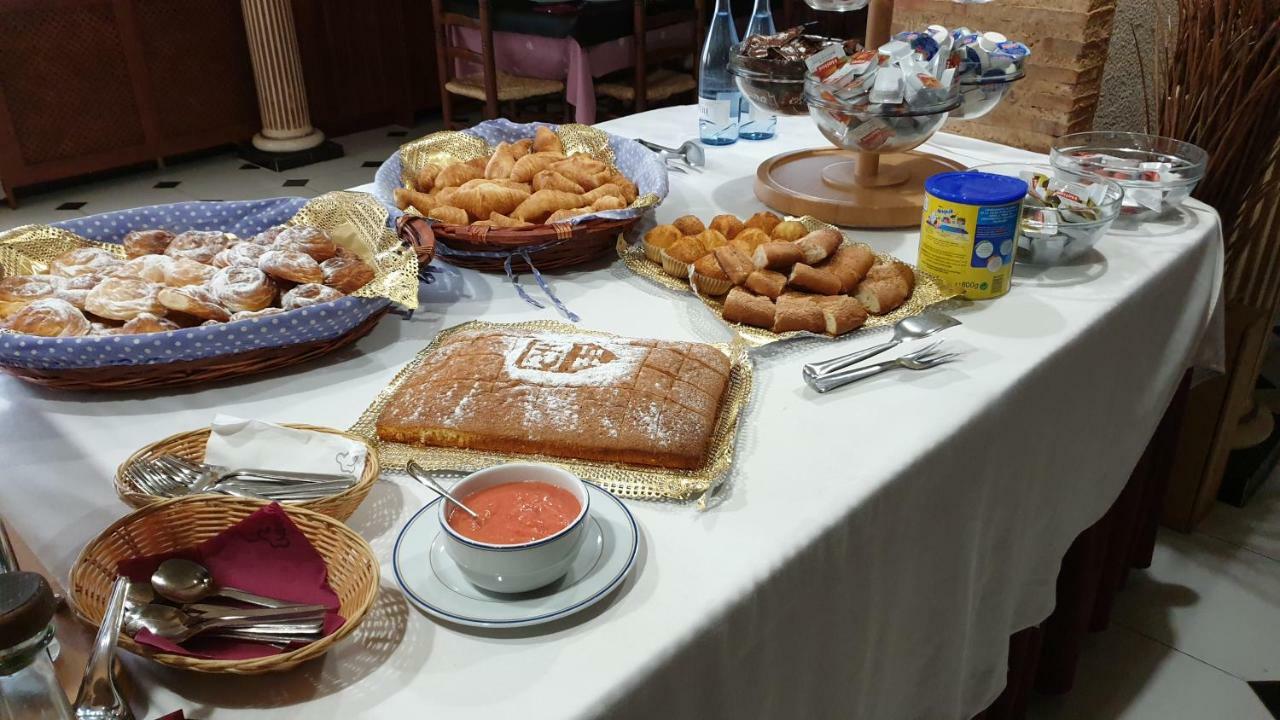 Hotel Suiza Bronchales Dış mekan fotoğraf